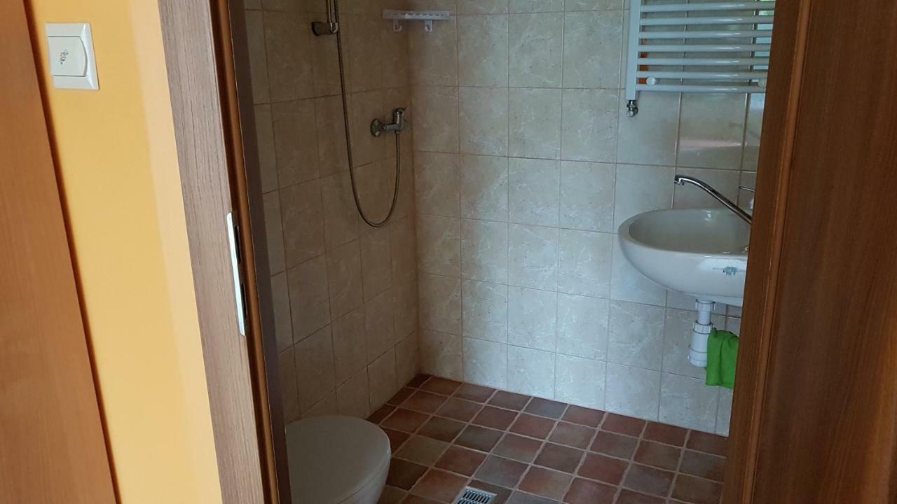 Noclegi U Gosi Mosty Kolo Gdyni Εξωτερικό φωτογραφία